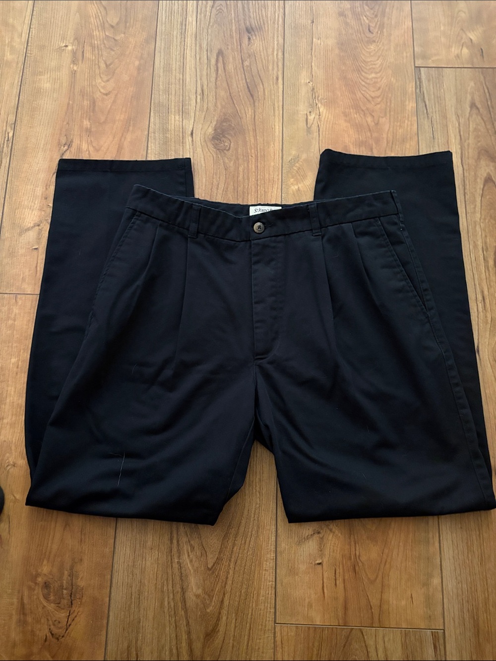 St. John's Bay Men's Black Pleated Chino Dress Pants